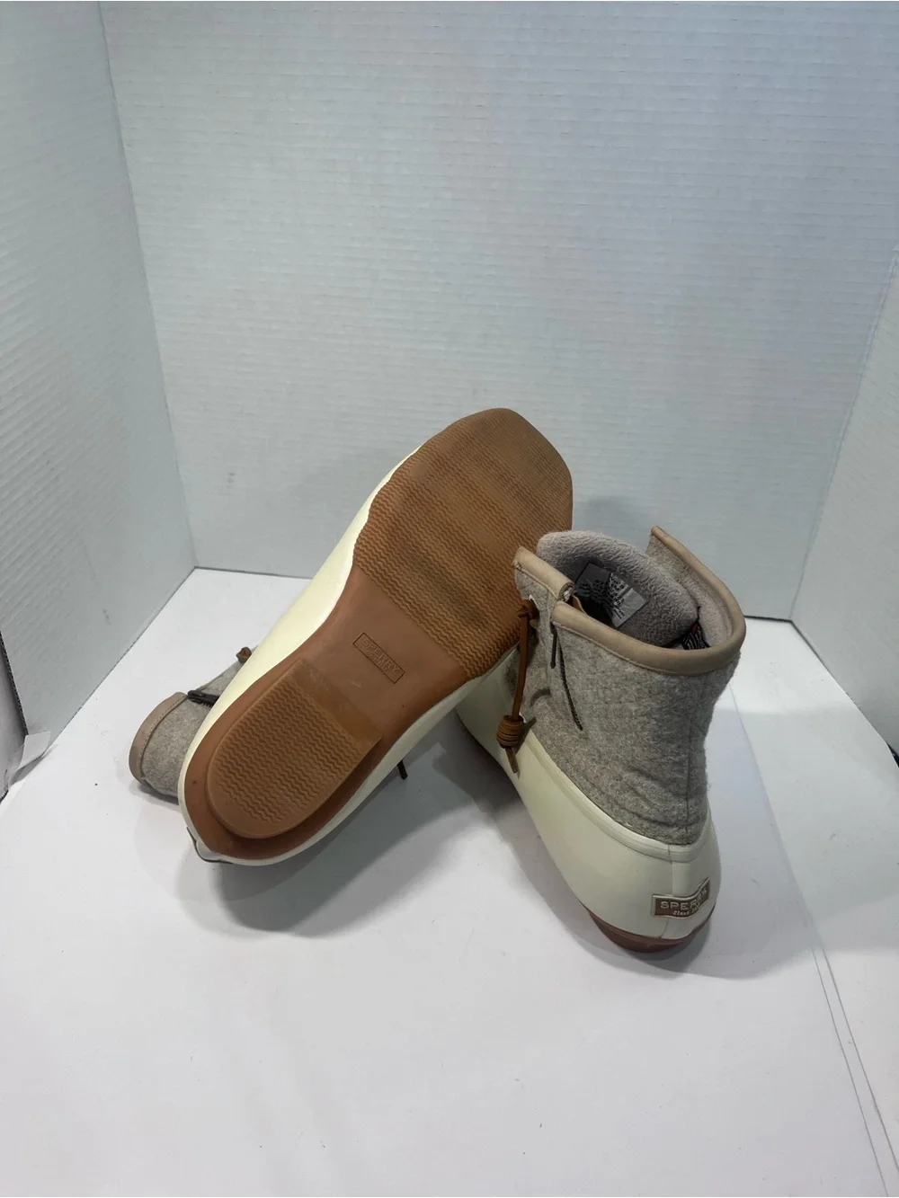 Sperry Women's Cream and Gray Duck Boots